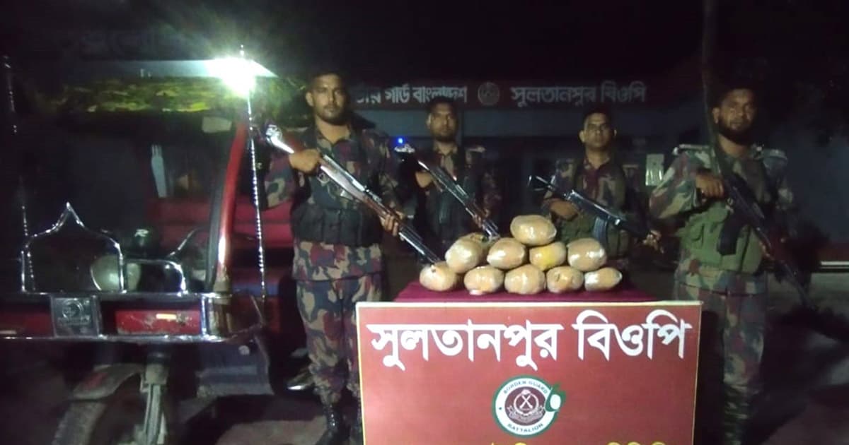 চুয়াডাঙ্গায় বিপুর পরিমাণ মাদক ও অবৈধ মালামাল জব্দ