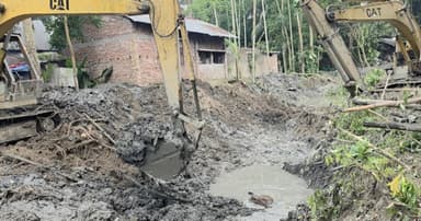 বাউফলে খাল খননে অনিয়মের অভিযোগ