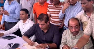 রূপগঞ্জে স্কুল ও মাঠের ভিত্তিপ্রস্তর স্থাপন