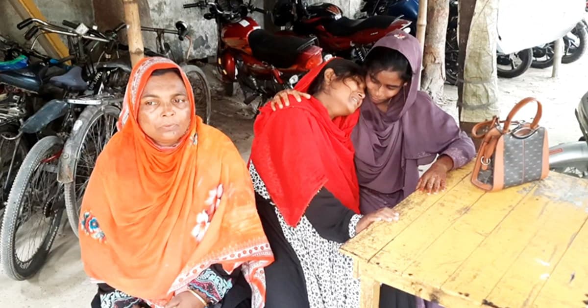 ঝিনাইদহে ভ্যান খালে পড়ে চালক নিহত