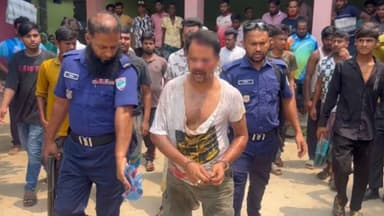 কুষ্টিয়ায় আগ্নেয়াস্ত্র ও গুলিসহ যুবক আটক