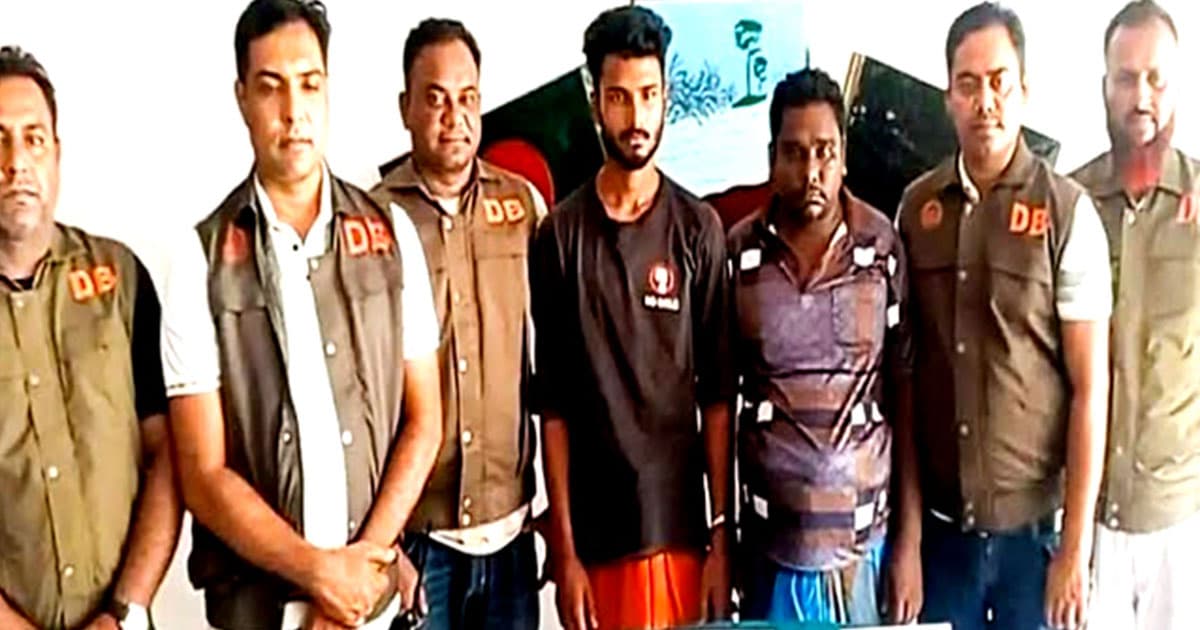 শার্শায় বিদেশী পিস্তল ও ম্যাগজিনসহ গ্রেপ্তার ২