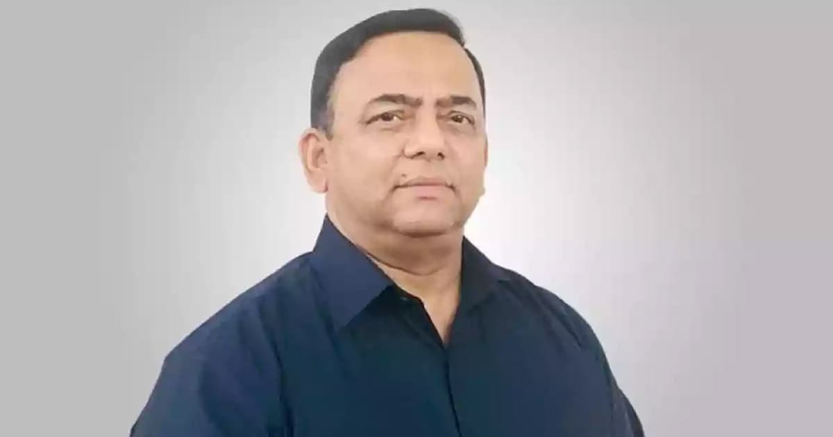 সাবেক আইজিপি বেনজীর আহমেদ দুবাইয়ে গ্রেপ্তার
