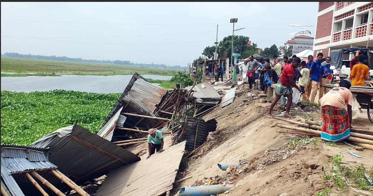 চলনবিলের বিলশায় অবৈধ স্থাপনা উচ্ছেদ