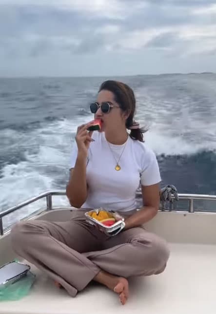 কেয়া পায়েল বলেছিলেন, বিয়ে মানে, আমি সারাজীবন একজন মানুষের সঙ্গে থাকব, যে মানুষটার সঙ্গে বুড়ো হবো। সেই মানুষটা আমার জীবনের জন্য সবচেয়ে বেশি গুরুত্বপূর্ণ। আমার মা-বাবা, ভাই-বোনের মতোই আমার জীবনে তার একই অবস্থান।