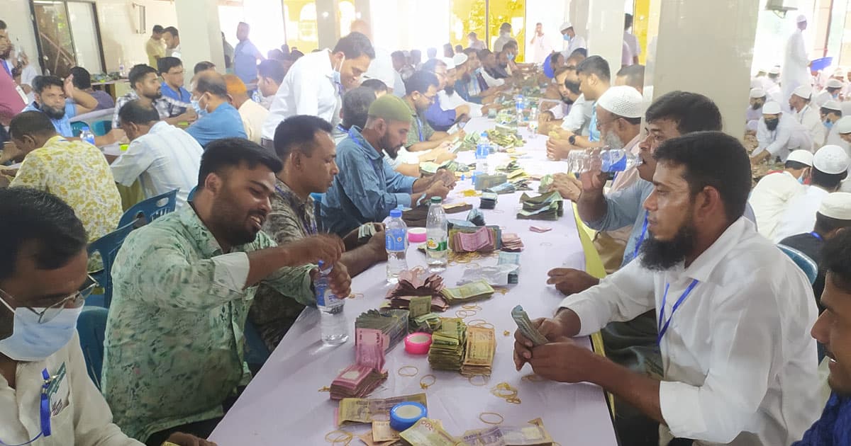 ১৩টি দানবাক্সে পাওয়া গেছে ১৬ কোটি টাকা