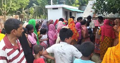 মোটরসাইকেলের ধাক্কা, মায়ের কোল থেকে পড়ে শিশু নিহত