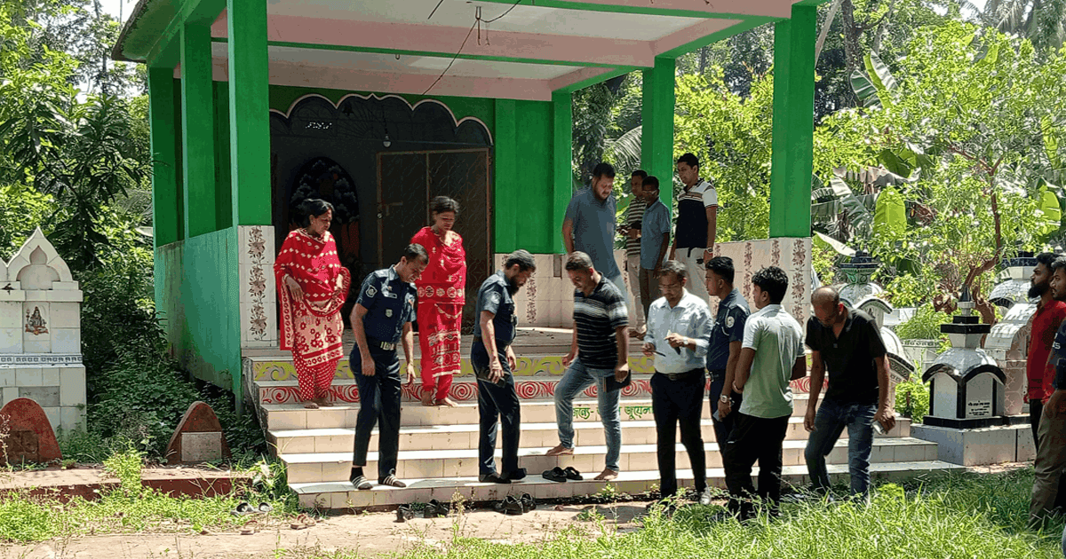 পিরোজপুরে মন্দিরে প্রতিমা ভাঙচুর, মালামাল চুরি