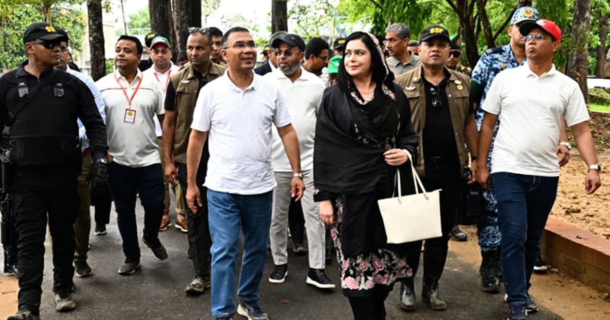 সাফারি পার্ক পরিদর্শন প্রধানমন্ত্রীর