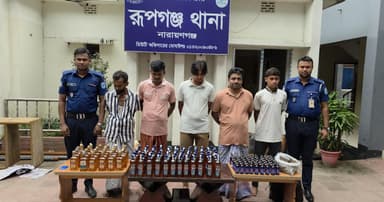 রূপগঞ্জে পৃথক অভিযানে মাদকসহ গ্রেপ্তার ৬