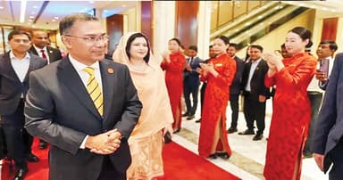 পশ্চিমা প্রভাব কাটানো ঢাকার জন্য চ্যালেঞ্জ