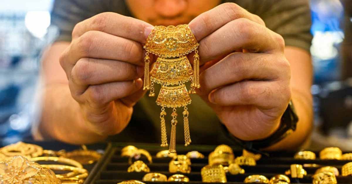 স্বর্ণের দাম আবার কমেছে
