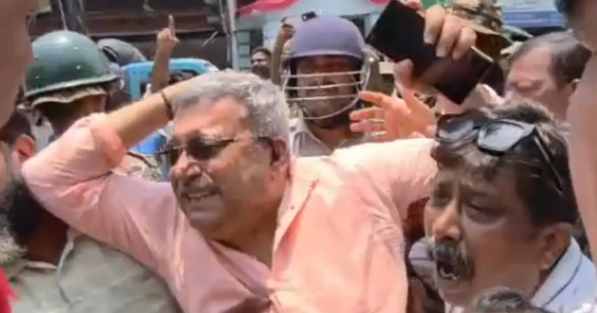 পশ্চিমবঙ্গে হচ্ছেটা কী?