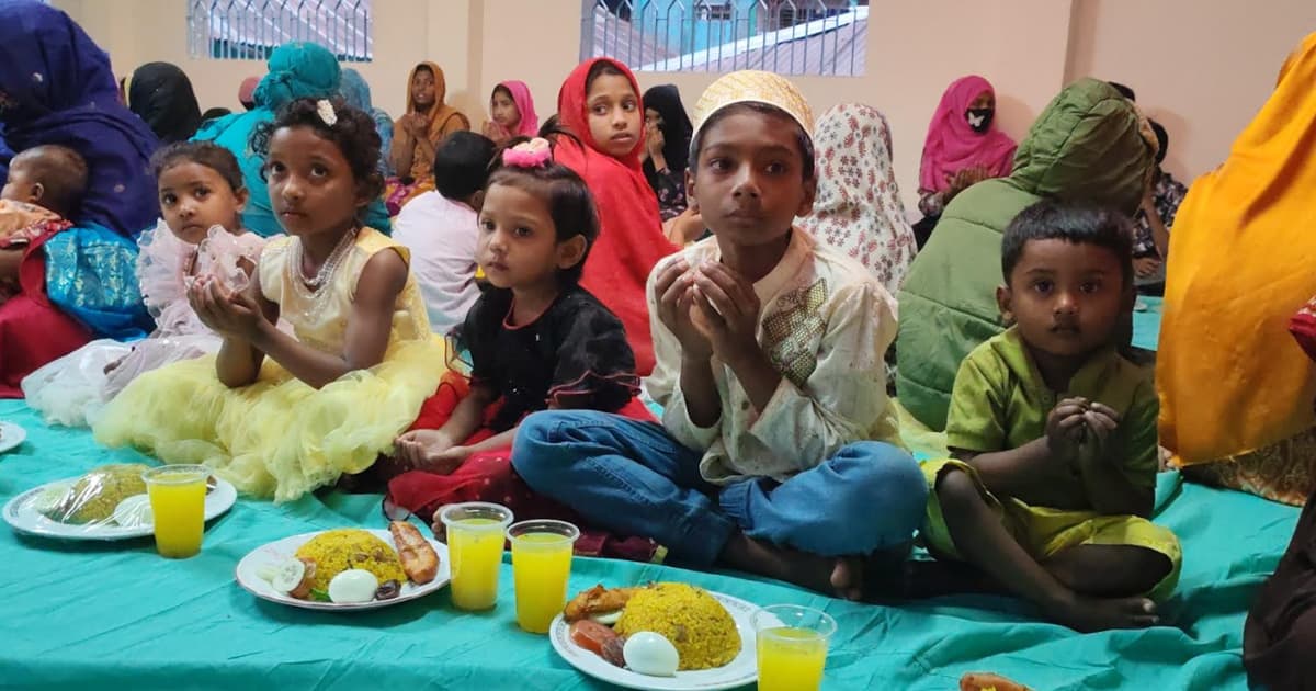 পিরোজপুরে সুবিধাবঞ্চিত শিশুদের নিয়ে ইফতার আয়োজন