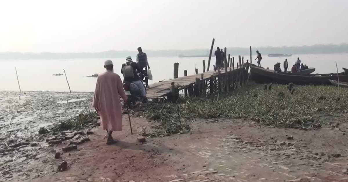 দুই দশক ধরে বন্ধ কলারণ–সন্যাসী ফেরী, দুর্ভোগে কয়েক লাখ মানুষ