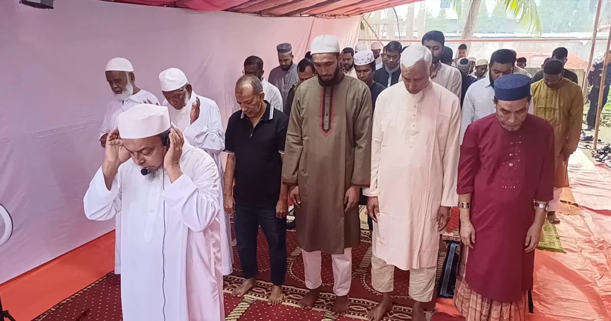 সৌদির সঙ্গে মিল রেখে মৌলভীবাজারে ঈদ উদযাপন