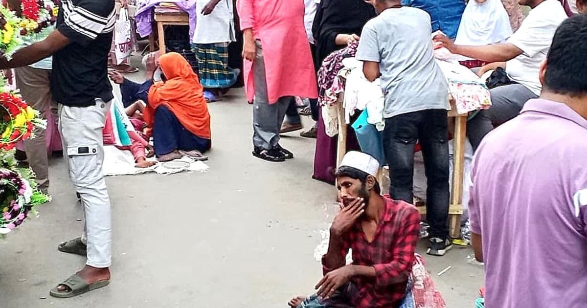 ভিক্ষা নাকি ব্যবসা? রমজানে বদলে যায় চকবাজারের চিত্র