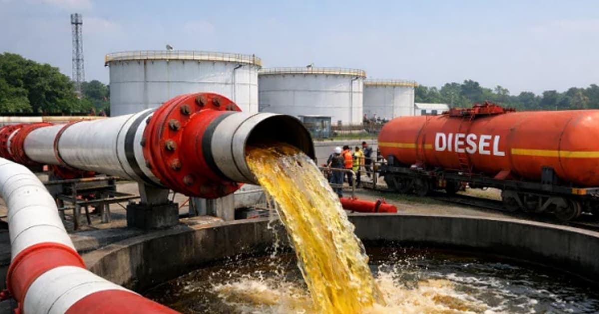 ভারত থেকে আরও এলো ৭ হাজার টন ডিজেল