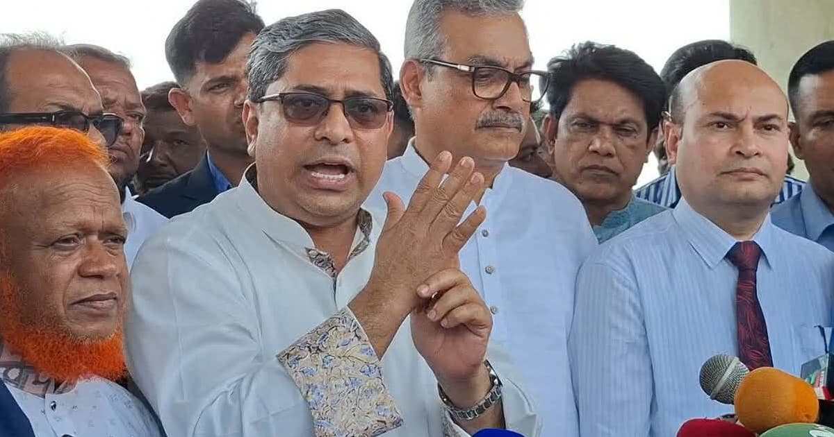 নরেন্দ্রপুরে নির্মাণাধীন ব্রীজের কাজ  ১৫ দিনের মধ্যে শেষ করার নির্দেশ