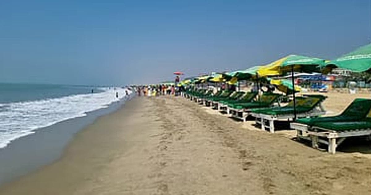 ঈদে পর্যটকের ঢল: প্রাণ ফিরে পাচ্ছে কক্সবাজার