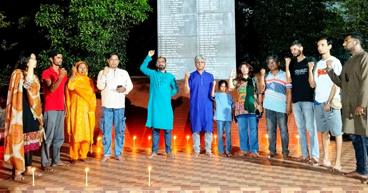 ২৫ মার্চ একাত্তরের গণহত্যার আন্তর্জাতিক স্বীকৃতির দাবিতে ঝিনাইদহে আলোর মিছিল