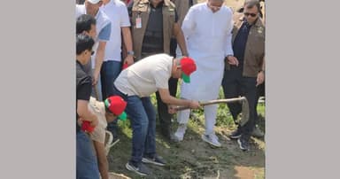 মাটি কেটে খাল খনন কর্মসূচি উদ্বোধন করলেন প্রধানমন্ত্রী