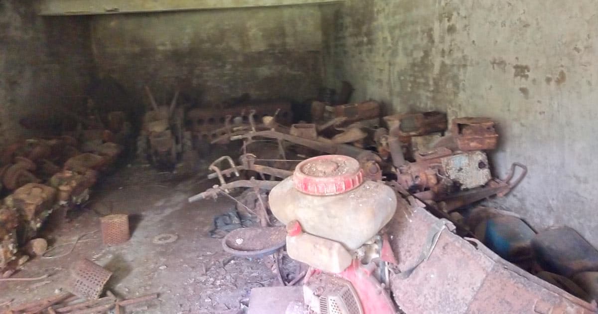 সেই শিক্ষকের বিরুদ্ধে কারণ দর্শানোর নোটিশ