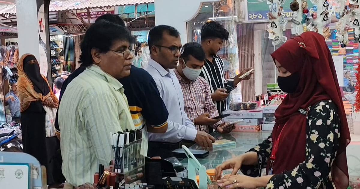 পিরোজপুরে বাজার মনিটরিংয়ে জেলা প্রশাসন