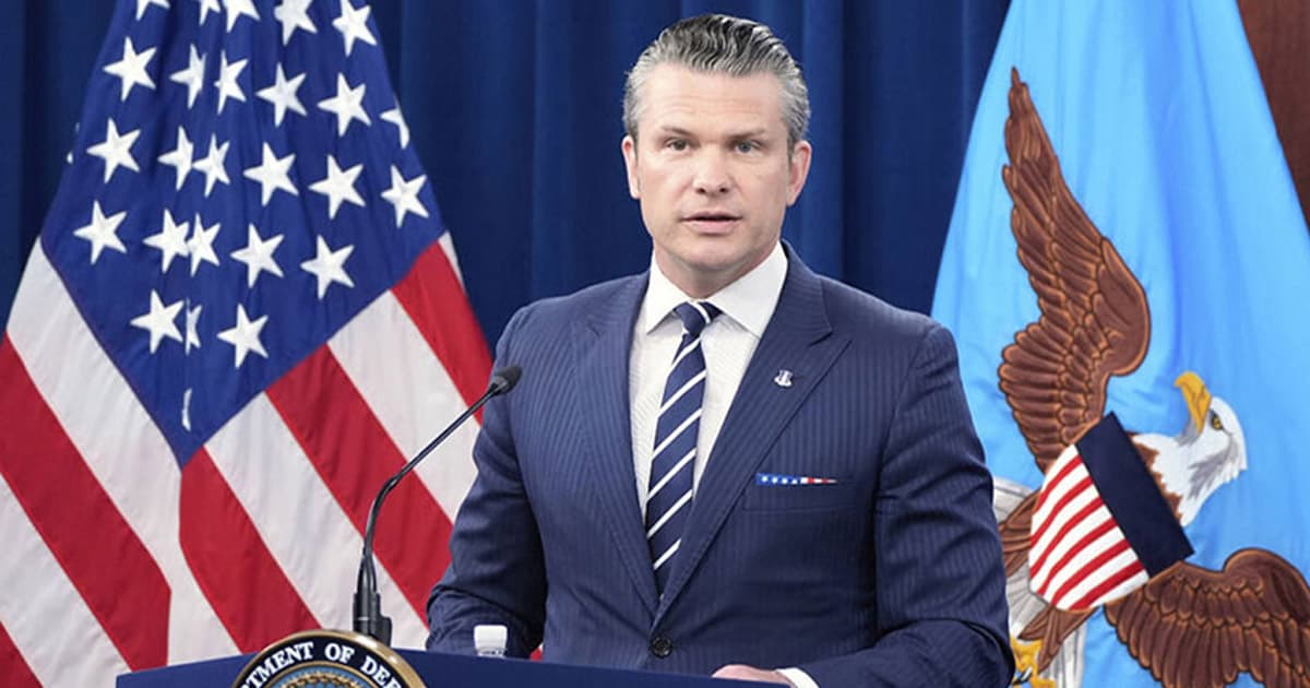 ইরানে স্থলবাহিনী মোতায়েনের সম্ভাবনা রয়েছে: মার্কিন প্রতিরক্ষামন্ত্রী