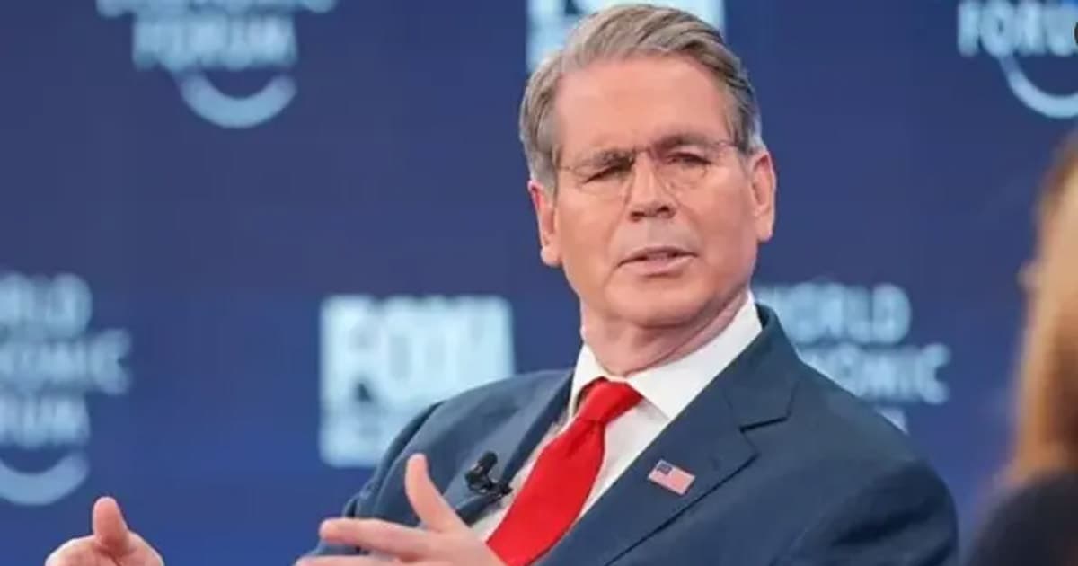 ইরানি তেলের ওপর নিষেধাজ্ঞা শিথিল করতে পারে যুক্তরাষ্ট্র: মার্কিন অর্থমন্ত্রী