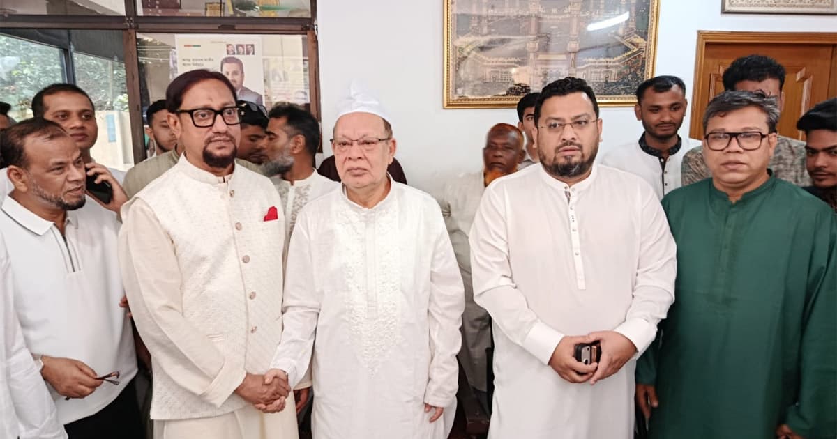 চট্টগ্রামে প্রতিমন্ত্রী মীর হেলালের ঈদ পুনর্মিলনী