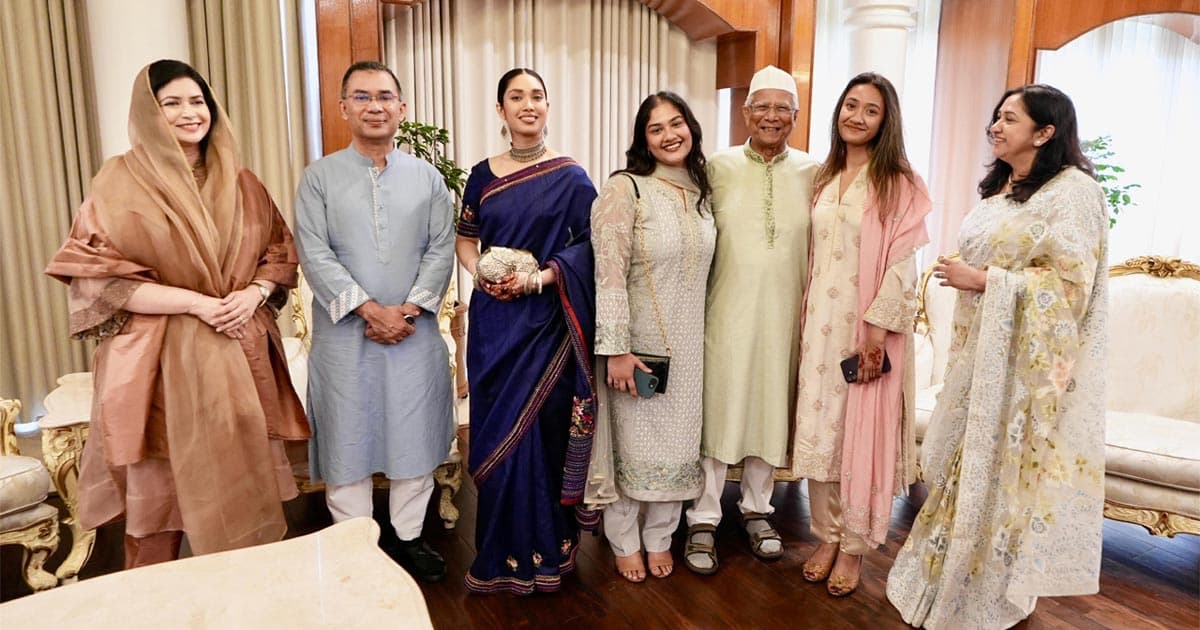 প্রধানমন্ত্রীর সঙ্গে ঈদ শুভেচ্ছা বিনিময় ড. ইউনূসের