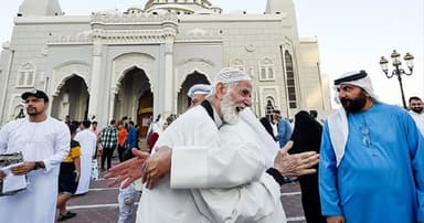 আজ মধ্যপ্রাচ্যের বিভিন্ন দেশে ঈদ