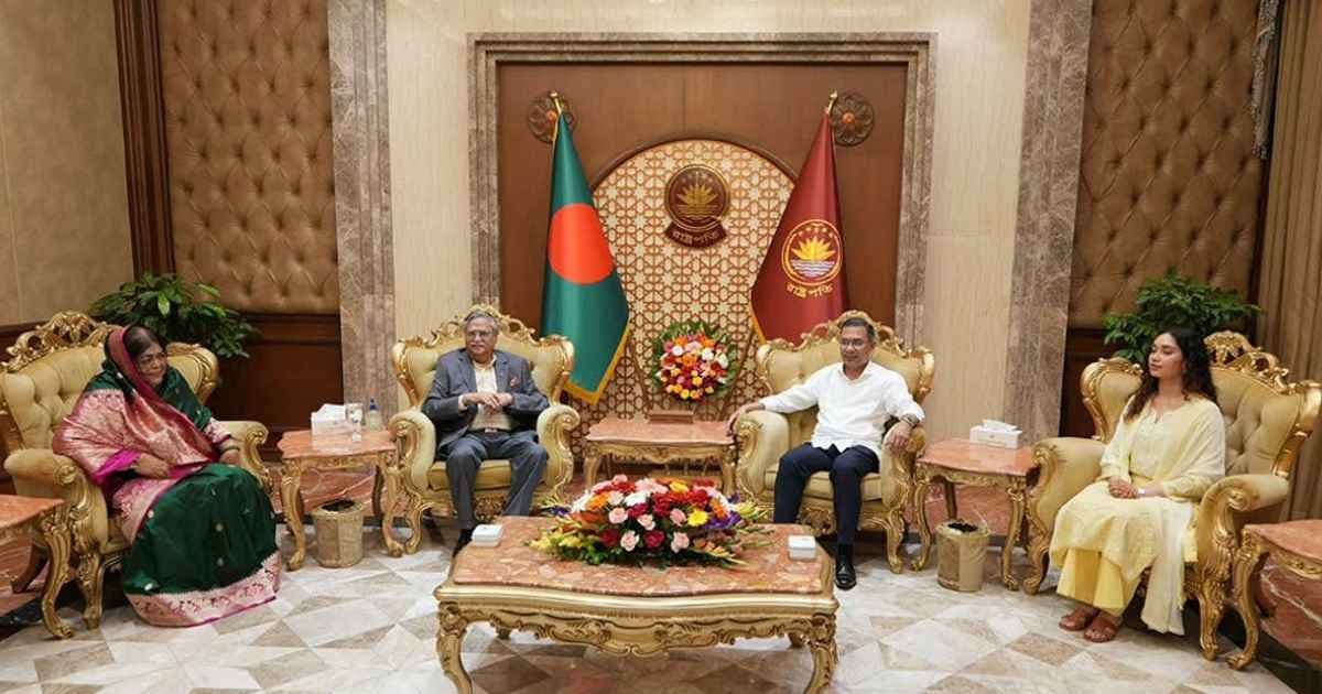 বঙ্গভবনে রাষ্ট্রপতির সঙ্গে প্রধানমন্ত্রীর সাক্ষাৎ