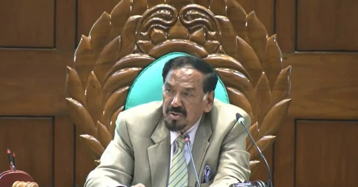 সংসদে দেখে দেখে বক্তব্য ‘অ্যালাউড’ নয়: স্পিকার