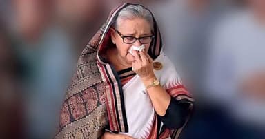 হাসিনাদের মামলা দ্রুত নিষ্পত্তি করতে বদলির আদেশ