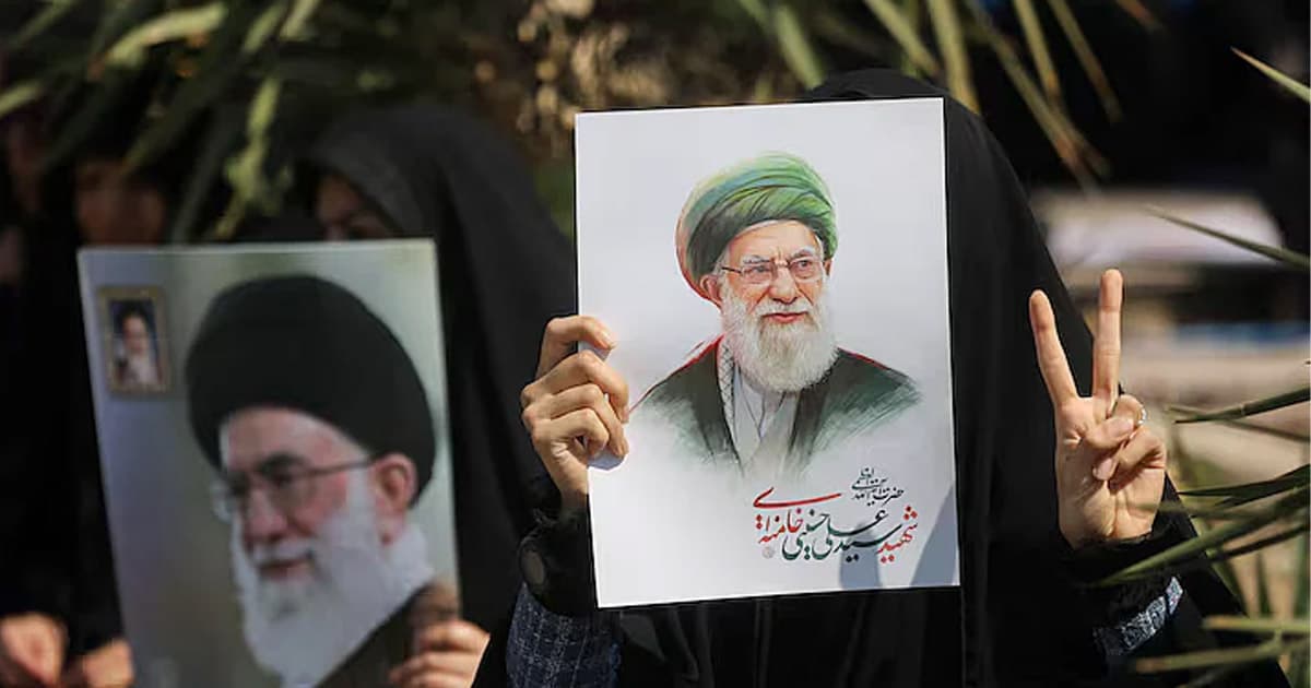 কে হচ্ছেন ইরানের সর্বোচ্চ নেতা?
