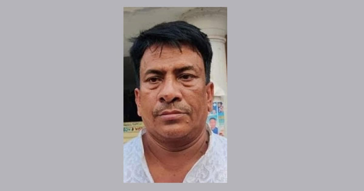 ৪০ বছরের চাকরি জীবনে প্রথম মার খেলাম: জবি কর্মচারী