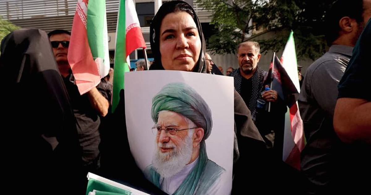 খামেনির জানাজা স্থগিত