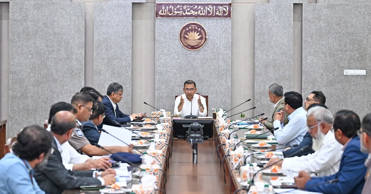 ঢাকার ট্রাফিক ব্যবস্থাপনা ঢেলে সাজানোর উদ্যোগ নিয়েছে সরকার