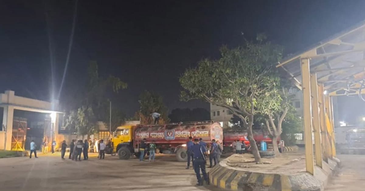 শ্রমিকদের কর্মবিরতি প্রত্যাহার, ৮ জেলায় তেল সরবরাহ শুরু