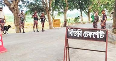 বেনাপোল সীমান্তে অনুপ্রবেশ ও চোরাচালান ঠেকাতে বাড়তি সতর্কতায় বিজিবি