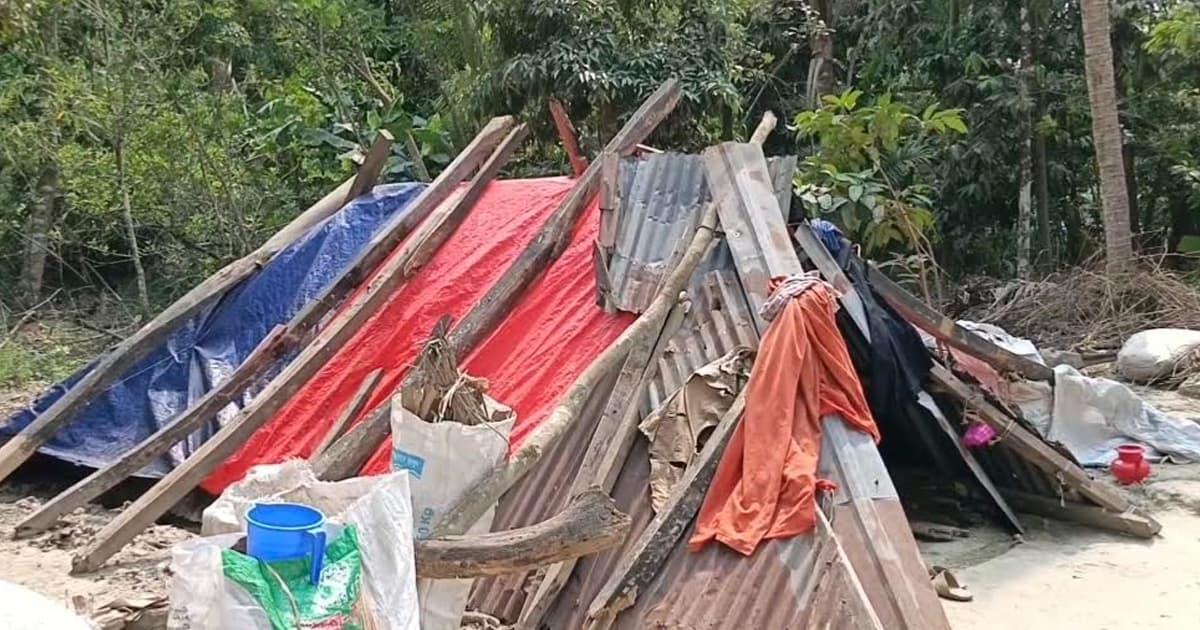 দৈনিক এদিন-এর সংবাদের প্রকাশ,ঘর পাচ্ছেন দুই পরিবার