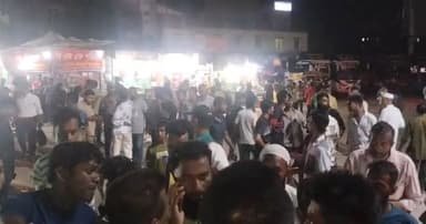 বরিশাল বাস টার্মিনালে ছাত্রদল-শ্রমিক সংঘর্ষ, আহত ৪