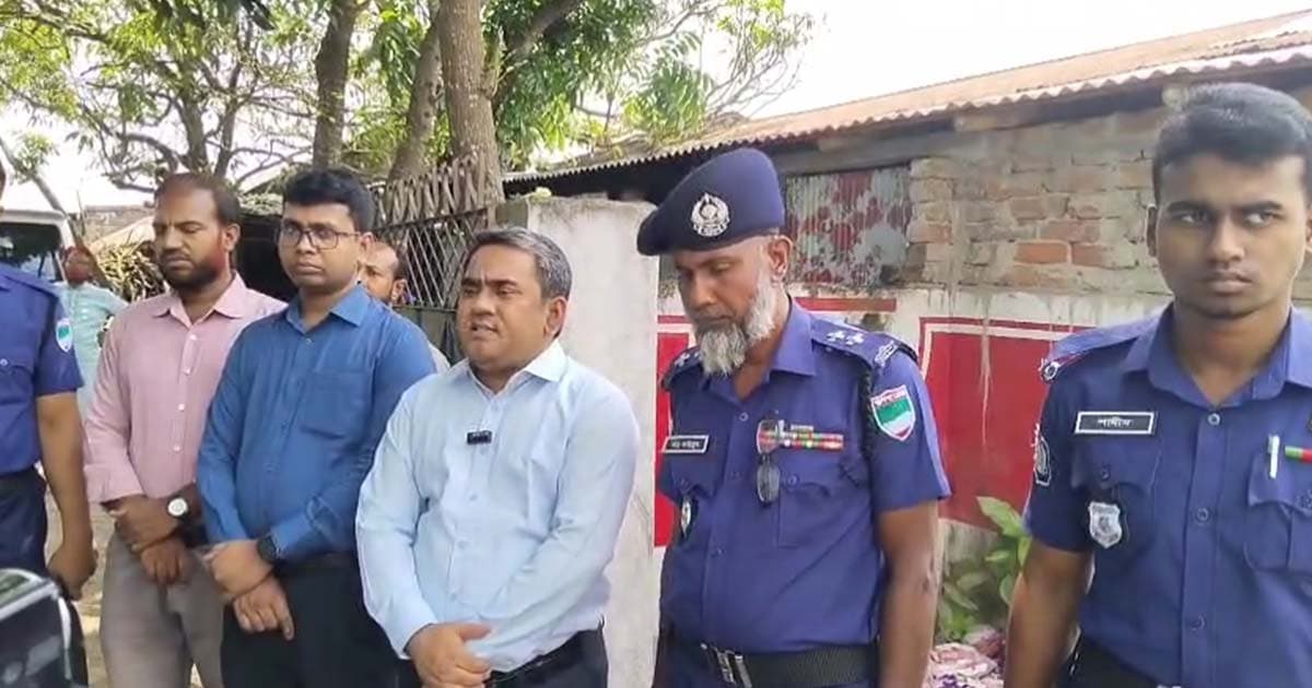 আলমডাঙ্গায় ভোক্তা অধিকারের অভিযান, জরিমানা