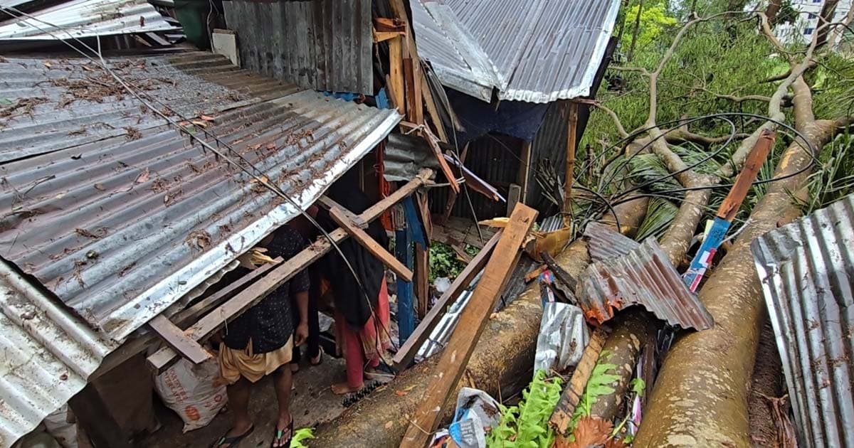 দুমকিতে কালবৈশাখীর তাণ্ডব: ব্যাপক ক্ষয়ক্ষতি