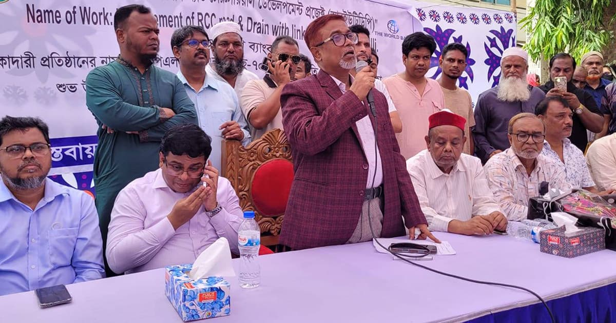 সিদ্ধিরগঞ্জে খাল পুনঃখনন ও উন্নয়ন কাজের উদ্বোধন