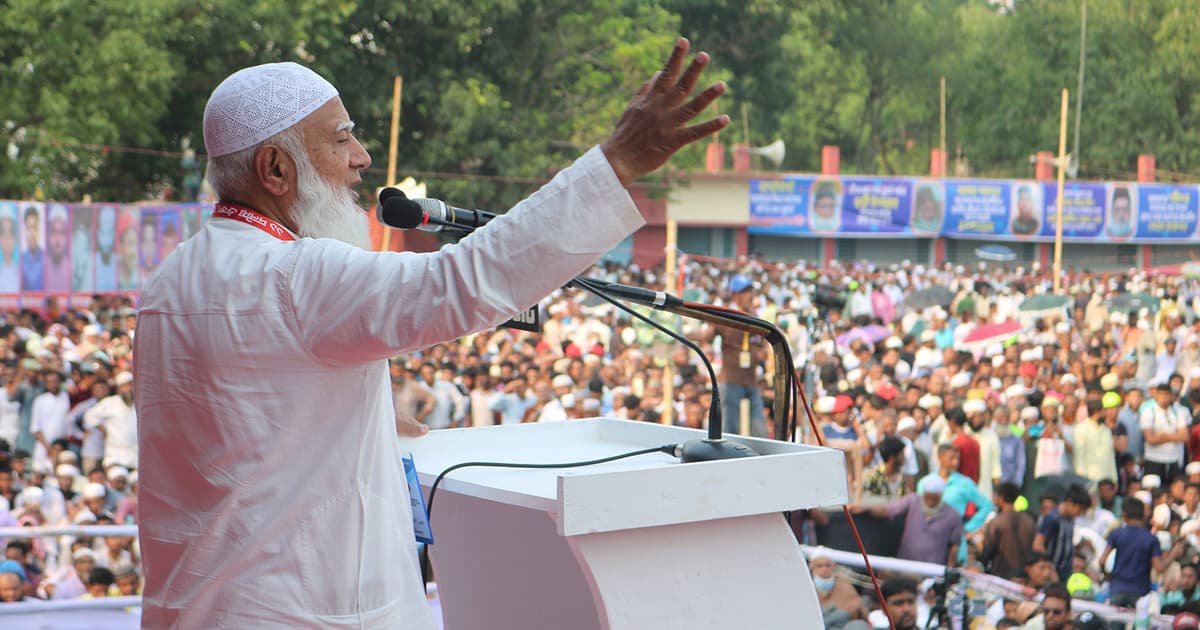 ‘বিগত স্বৈরাচার যে পথে হেঁটেছিল, আপনারাও সেই পথেই হাঁটছেন’