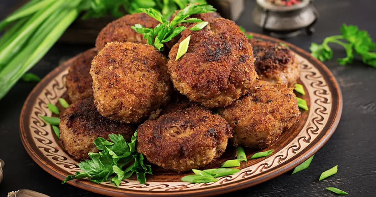 সহজ উপায়ে ঘরেই বানান সুস্বাদু কাবাব