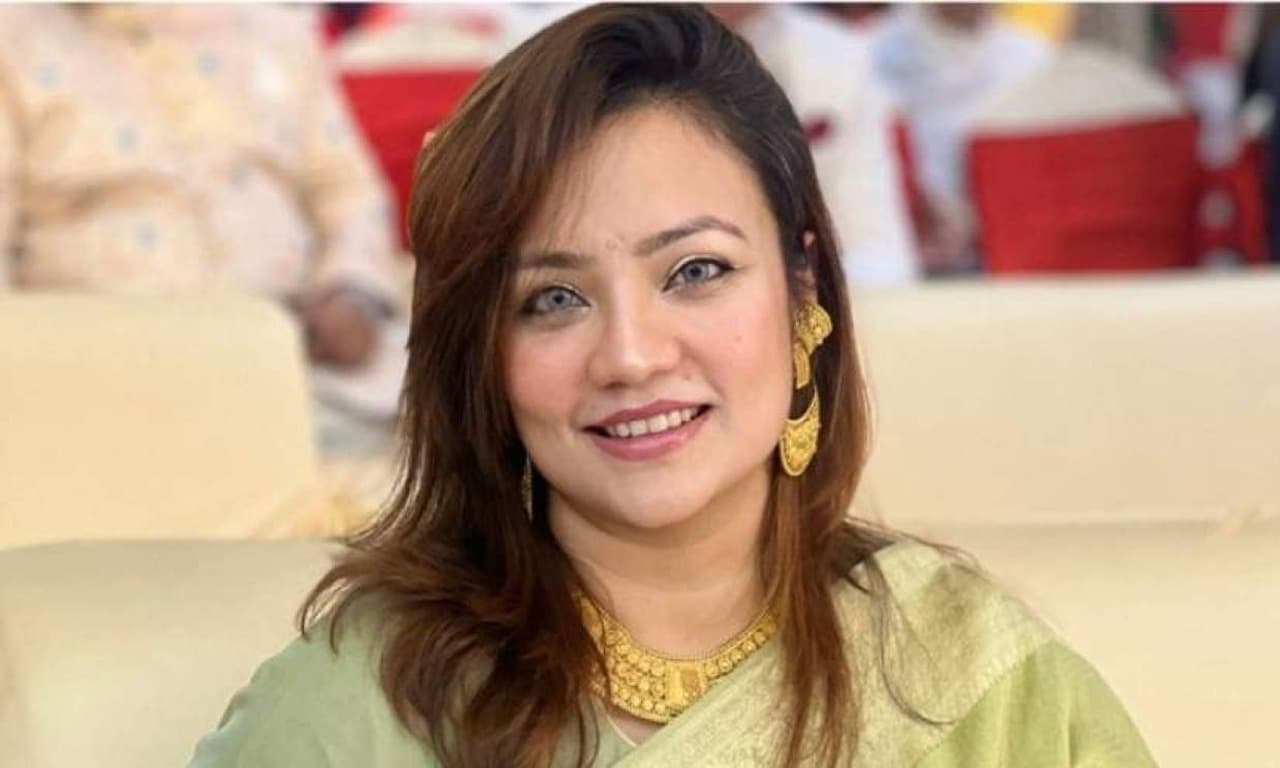 এবার সহকারী প্রক্টরের পদ ছাড়লেন শেহরীন মোনামি